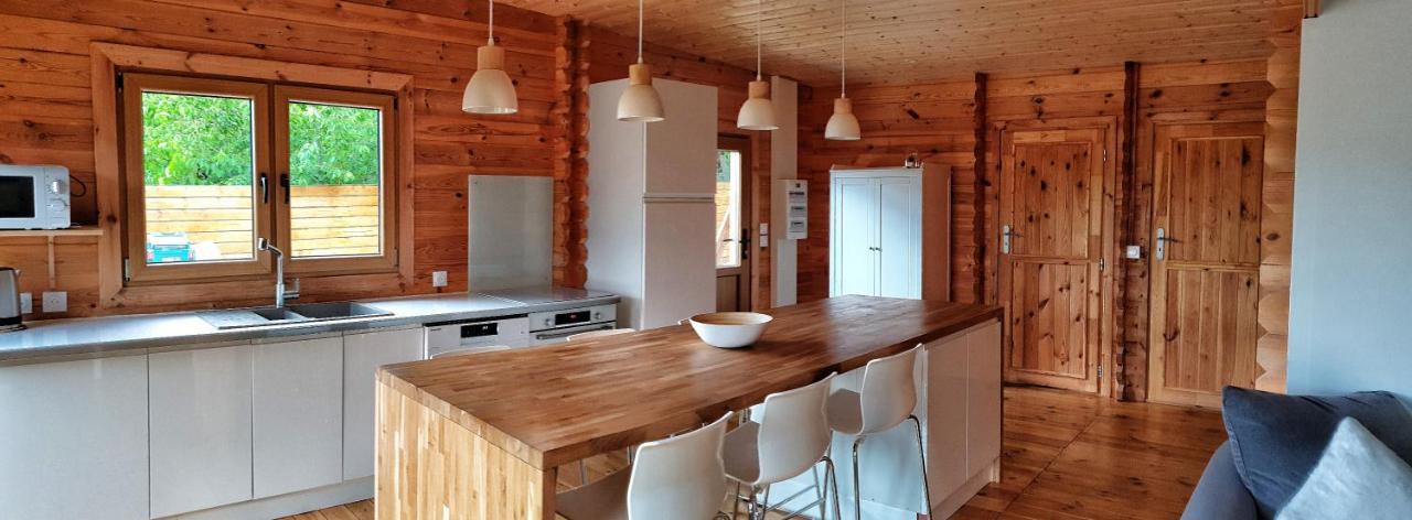 Le Chalet Jacuzzi Et Detente 4 Etoiles バニエール・ド・ビゴール エクステリア 写真