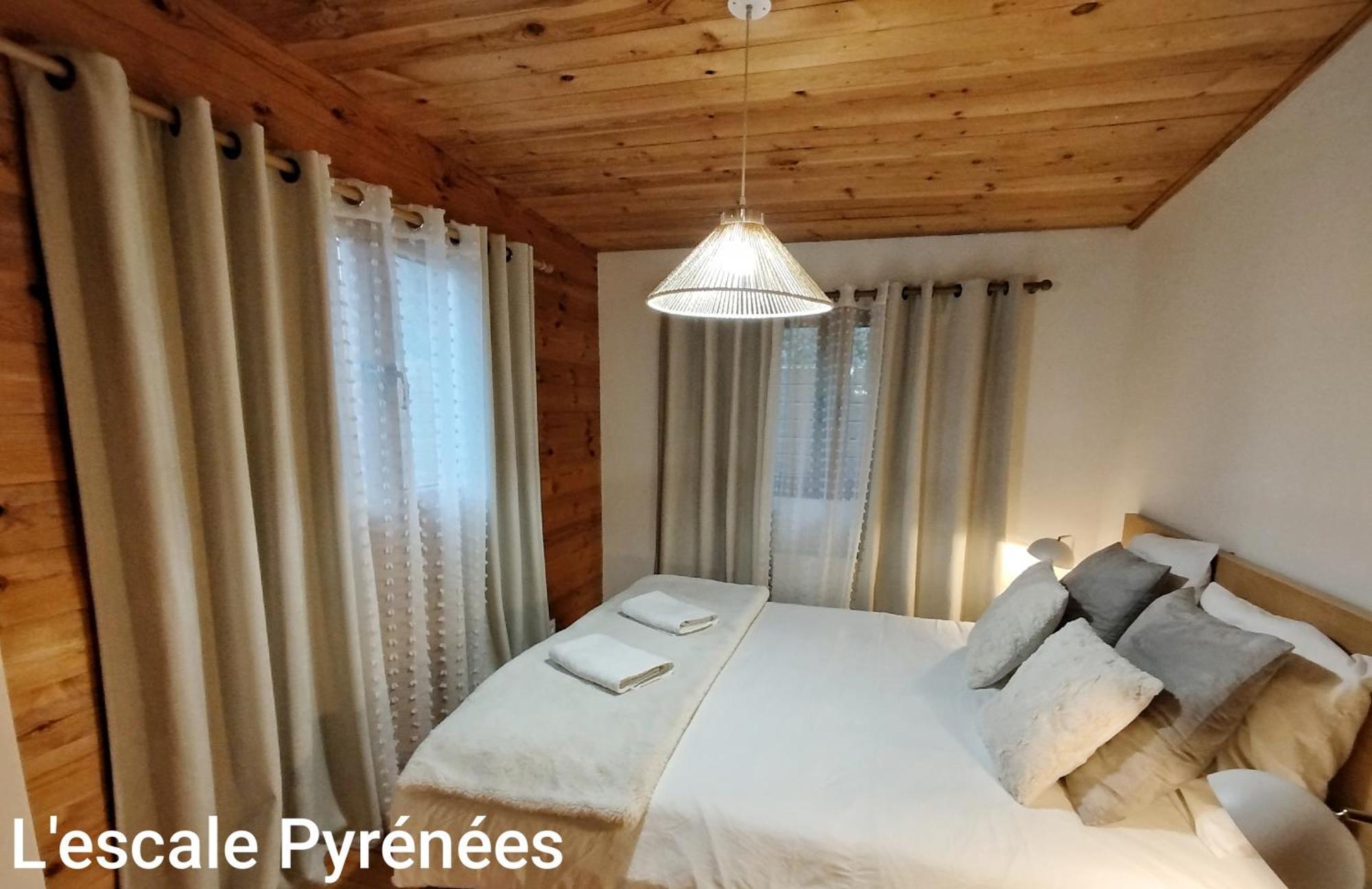 Le Chalet Jacuzzi Et Detente 4 Etoiles バニエール・ド・ビゴール エクステリア 写真