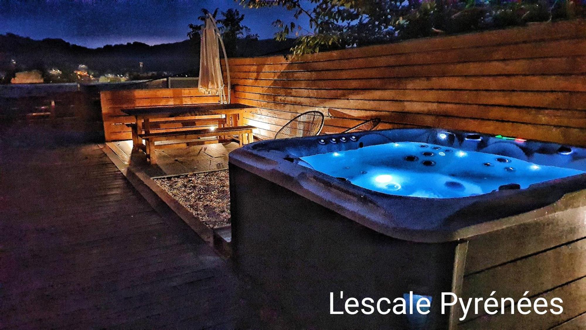 Le Chalet Jacuzzi Et Detente 4 Etoiles バニエール・ド・ビゴール エクステリア 写真